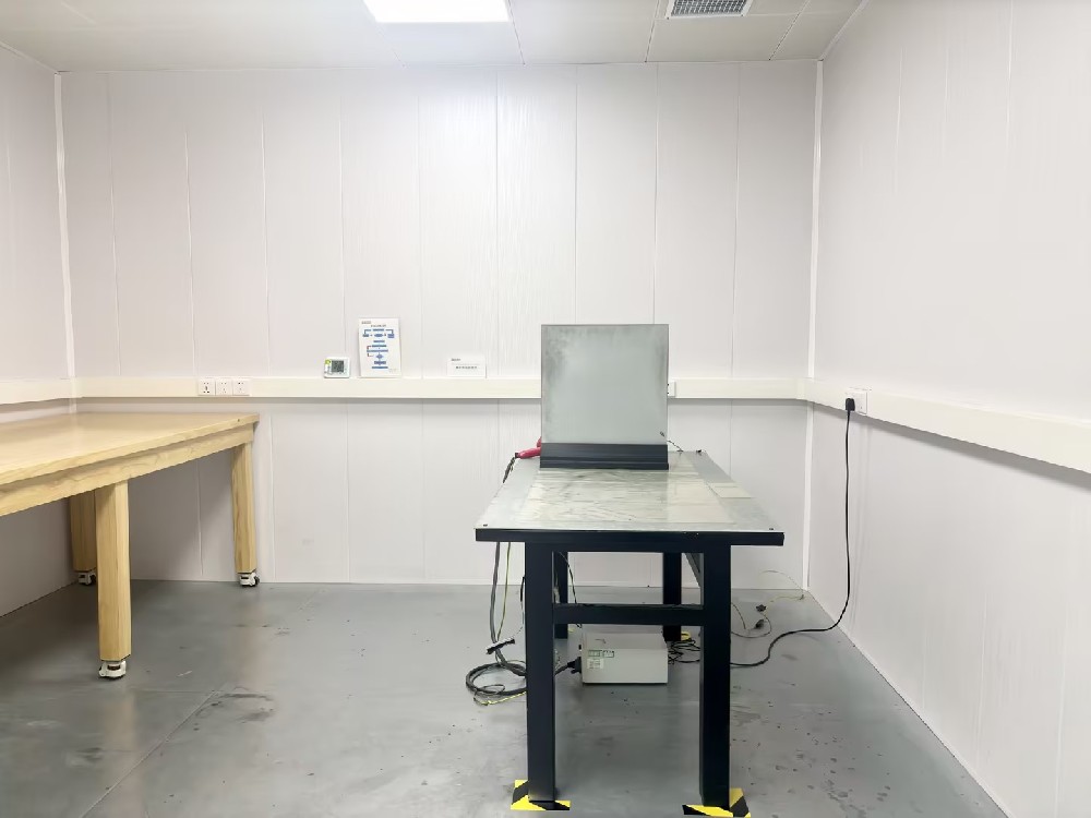 静电放电抗扰度测试（ESD）